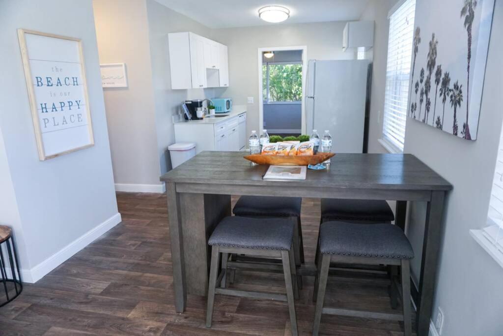 The Beach House At Seascape Steps From The Beach, Marina And Shops! West Palm Beach Buitenkant foto